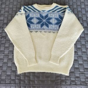 Icelandic Wool Sweater sz M